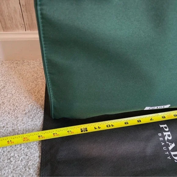 PRADA Beauty Forest Green Tote Bag with Strap & Dust Bag NEW!! - Picture 16 of 16